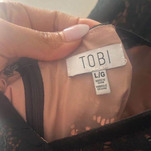 Black backless lacy dress - Picture 6 of 7